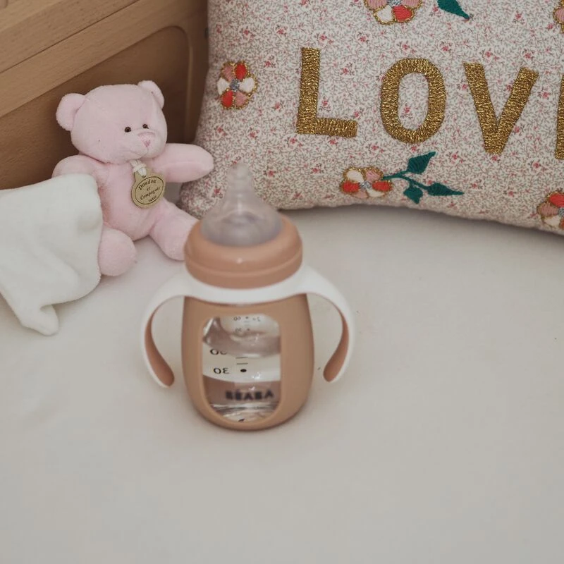 Beaba Biberon Verre D'apprentissage 210 Ml Old Pink 4 Beaba Biberon Verre D'apprentissage 210 Ml Old Pink – Image 4