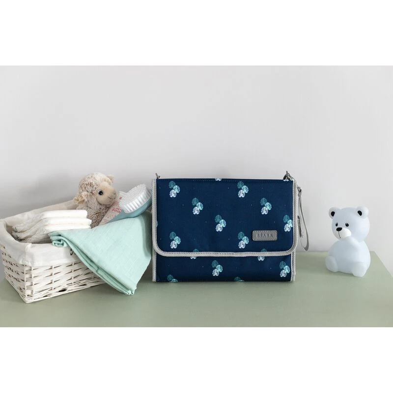 Beaba Pochette à Langer Genève Moonlit Ocean/jungle 4 Beaba Pochette à Langer Genève Moonlit Ocean/jungle – Image 4